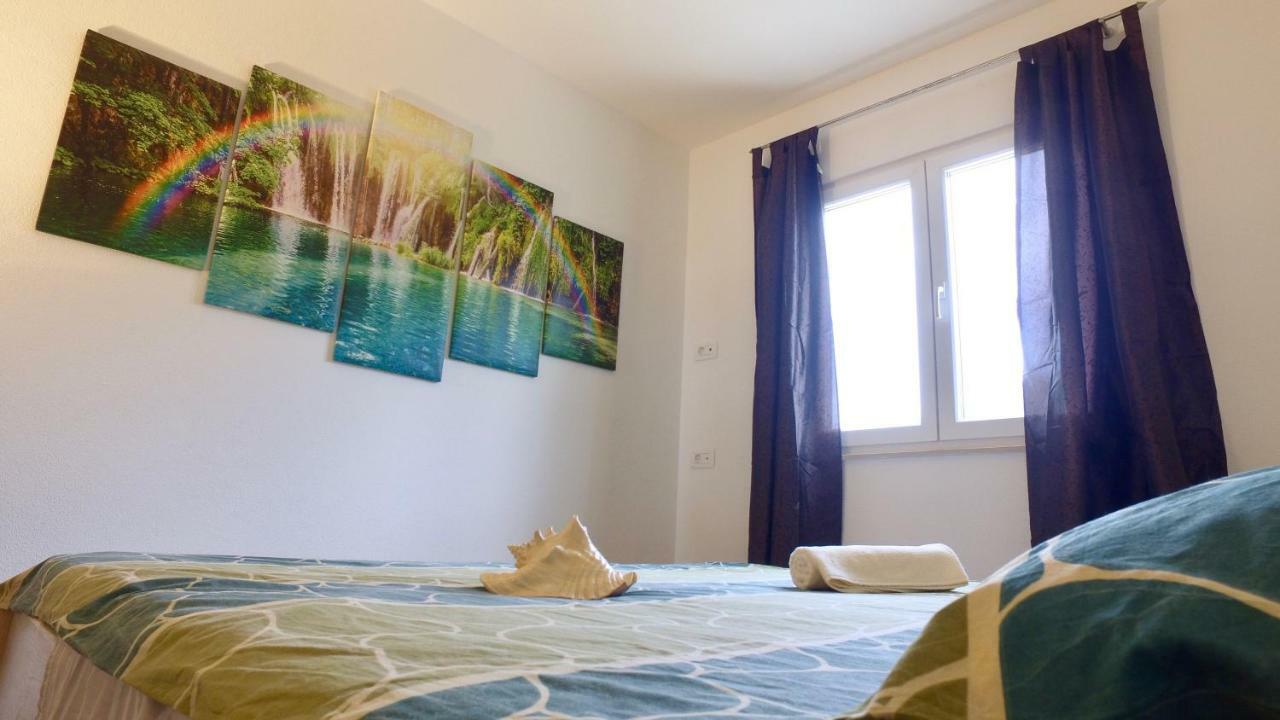 Apartment Sunshine, Sunrise, Sunset Kaštela Esterno foto